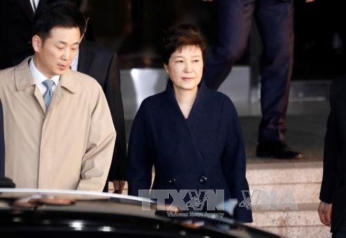 South Korean prosecutors seek to arrest ex-president Park - ảnh 1